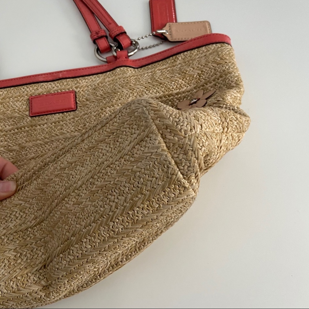 COACH purse - Picture 3 of 8